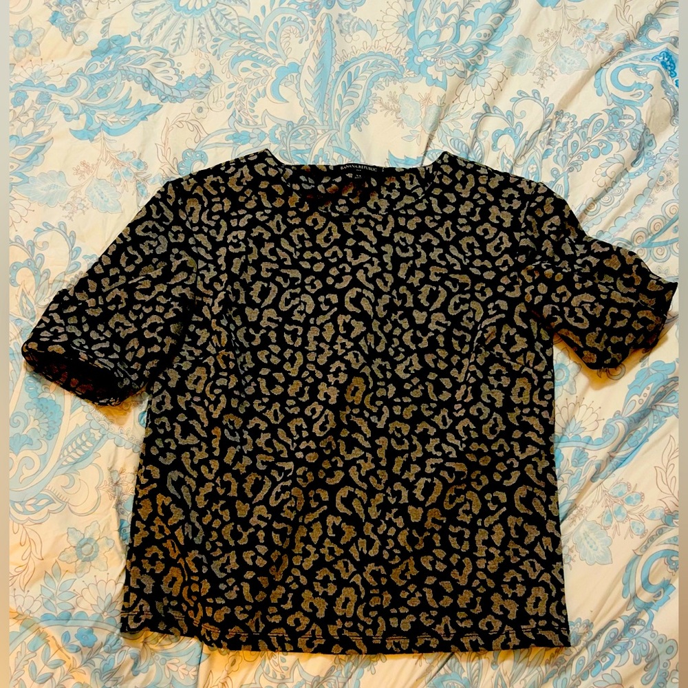 Banana Republic XS Leopard top